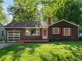 1705 S Pearl St, Independence, MO 64055
