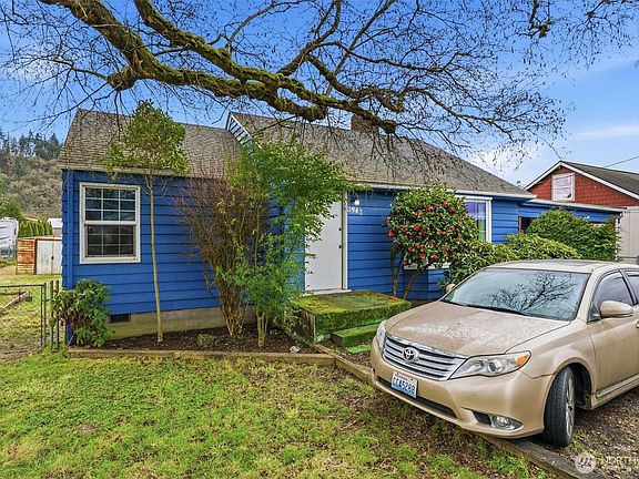 3rd image of 3943 Ocean Beach Highway