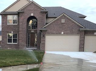 47670 Dloski Ct, Macomb, MI 48044