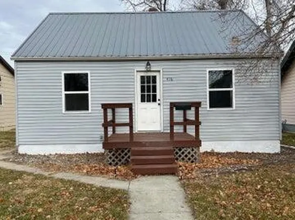 416 W 11th Ave, Mitchell, SD 57301