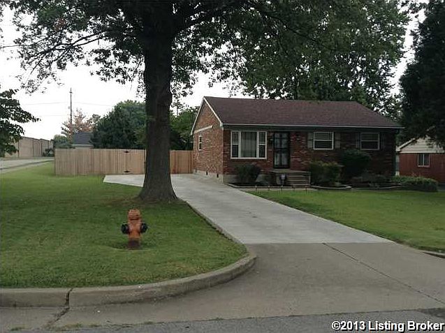 1st image of 3205 Wellingmoor Ave