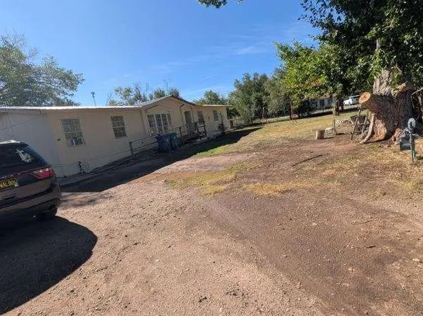 1862 Blaylock Ln NE, Los Lunas, NM 87031