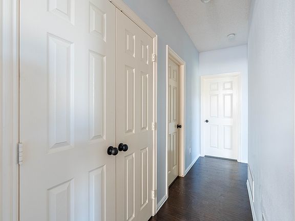 5th image of 4611 Santa Cruz Ln