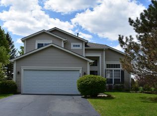 2017 Baldwin Way #2017, Bolingbrook, IL 60490