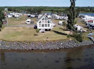 82 De La Pointe Rd, Tracadie, NB E1X 3T8
