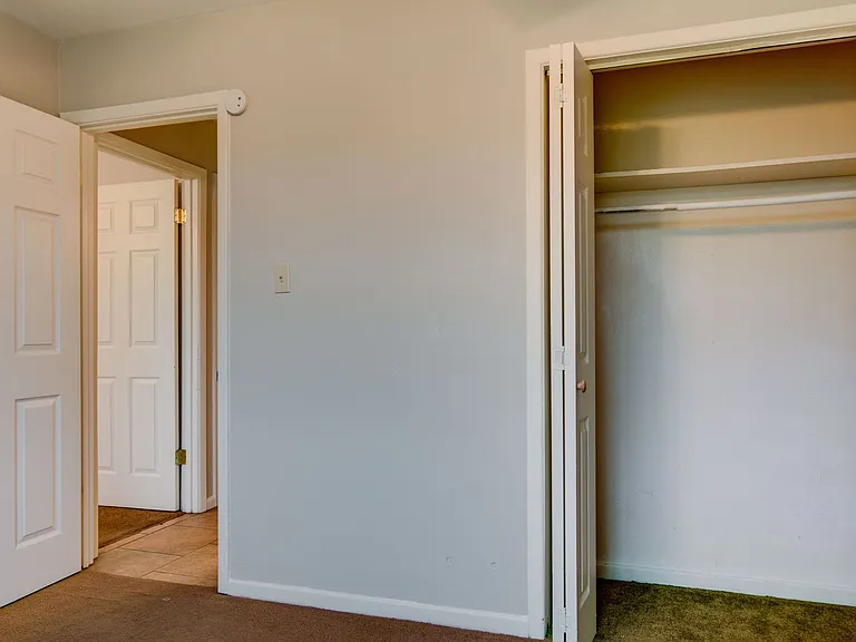 2401 Brookridge Dr #6 — Photo 13