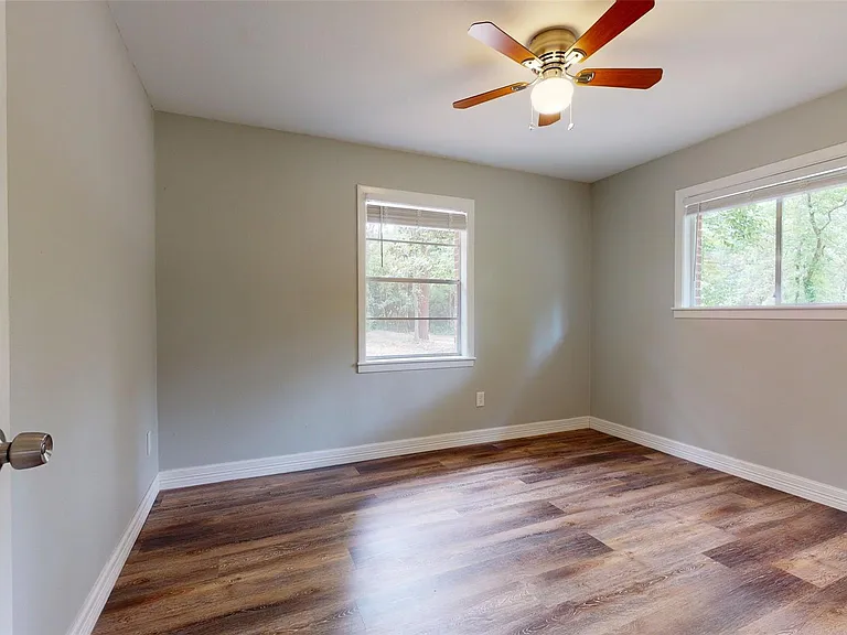 14246 FM 1314 Rd — Photo 19