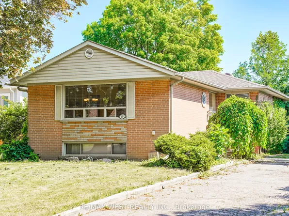18 McClure Ave, Brampton, ON L6X 2E3