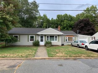 11 Patnode Ave, Scituate, RI 02831