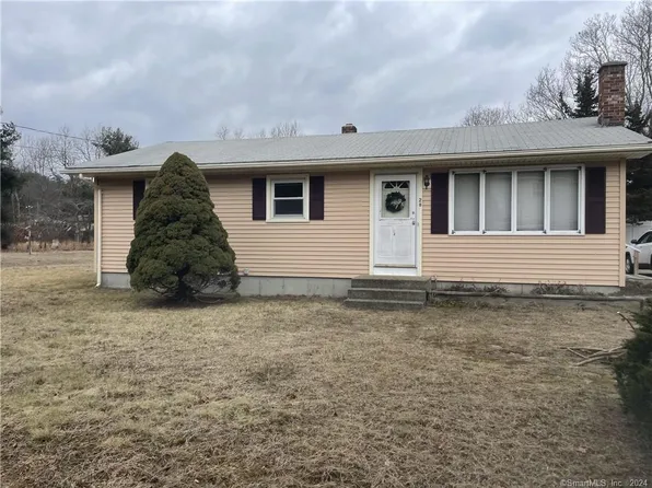 28 Leha Avenue, Griswold, CT 06351