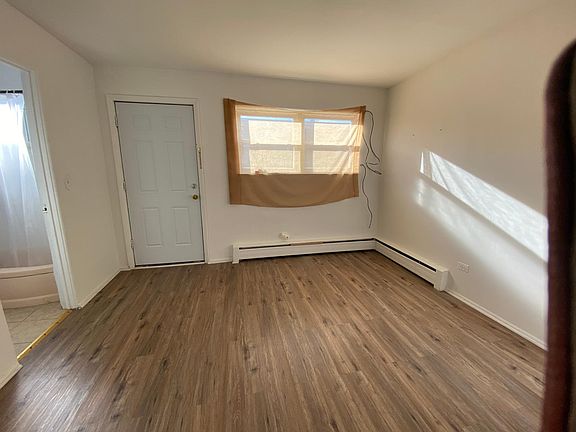2nd image of 2608 W Foster Ave #5