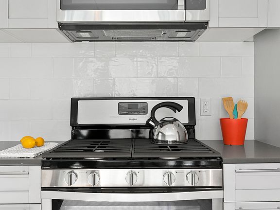 5th image of 150 Union Ave APT 3B