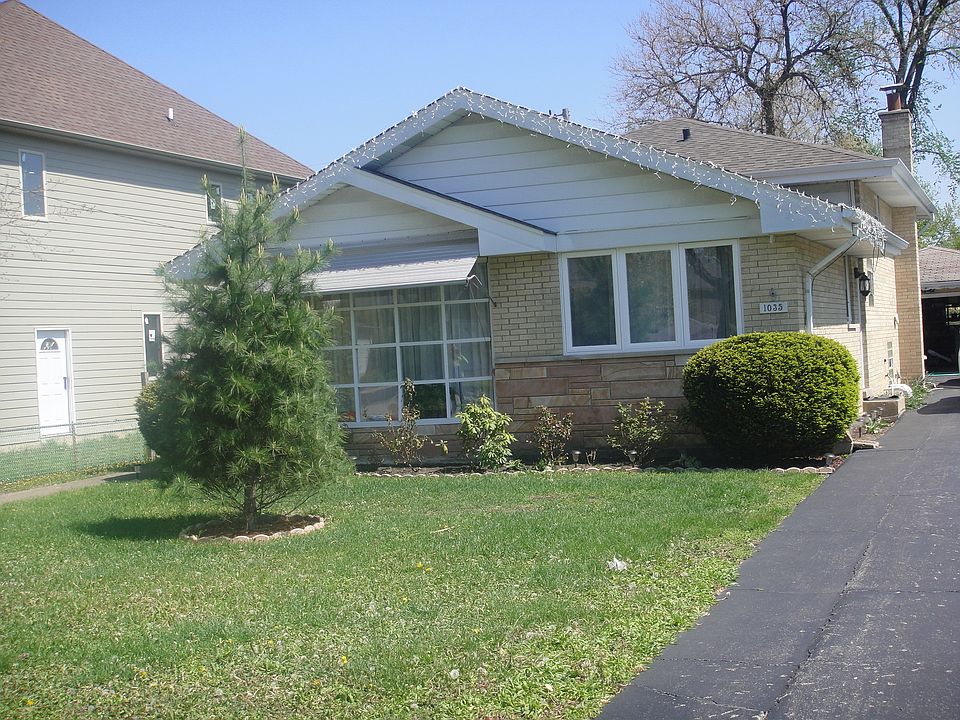 1st image of 1035 6th Ave