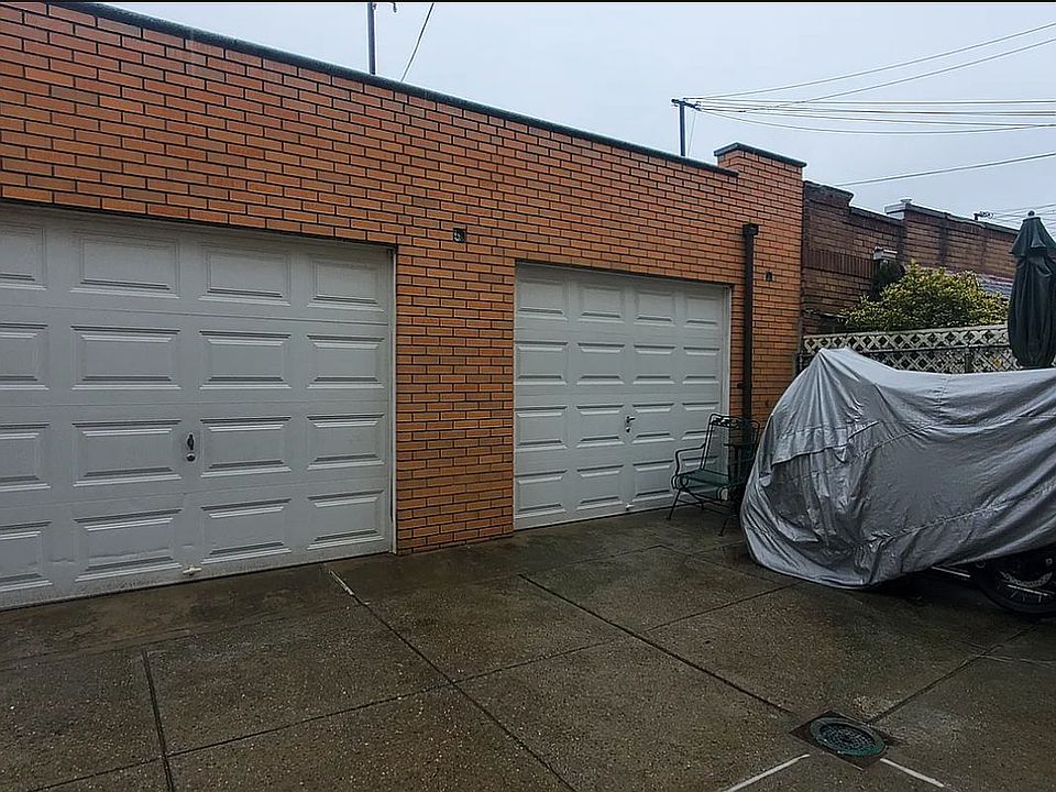 2nd image of 6010 Linden St