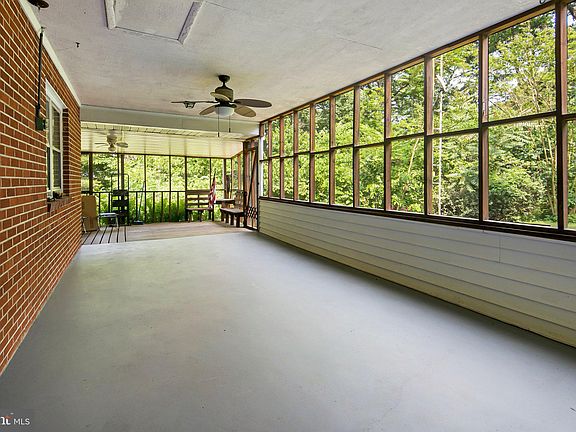 5th image of 13034 Pinehill Dr
