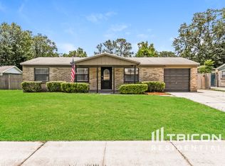 8542 Frost St N, Jacksonville, FL 32221