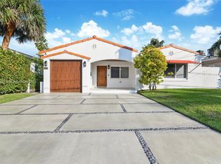 9481 Bay Dr, Surfside, FL 33154