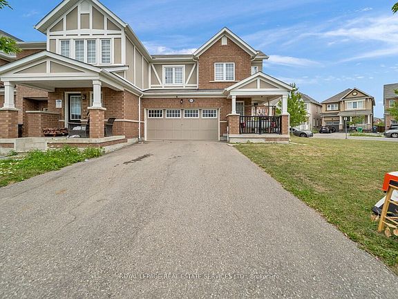 3rd image of 61 Rockbrook Trl