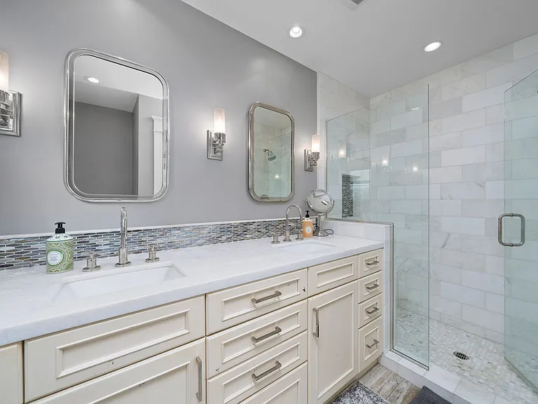 531 De Anza Dr — Photo 13