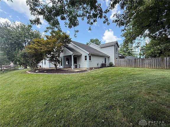 2nd image of 481 Meadowview Ct