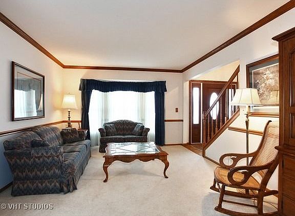 2nd image of 1345 Larkspur Ln