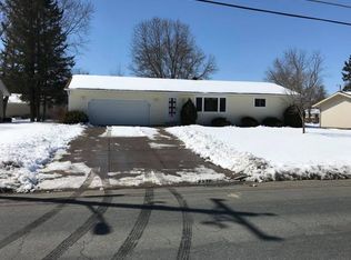 2119 9th St E, Menomonie, WI 54751