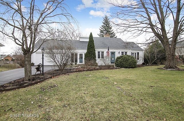 1st image of 1413 Canterbury Ln