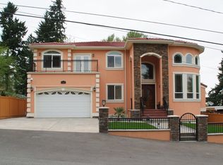 4622 S 166th St, Seatac, WA 98188