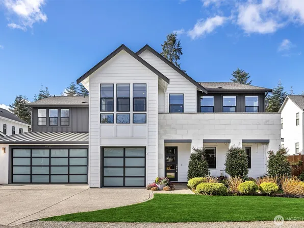 8722 NE Winslow Grove Court, Bainbridge Island, WA 98110