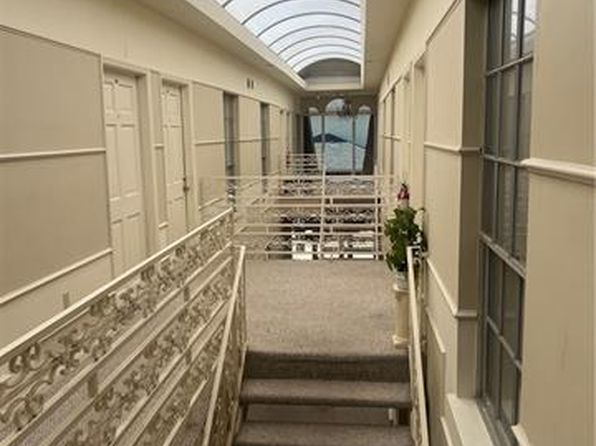 6574 Fleur De Lis Dr APT 11