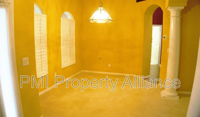 1521 Parkglen Cir — Photo 17