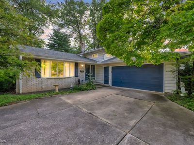 26479 Waterbury Cir, North Olmsted, OH, 44070