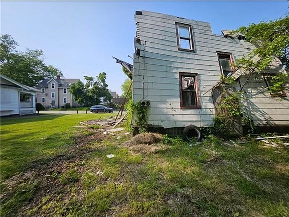 2nd image of 13318 Hartford Rd