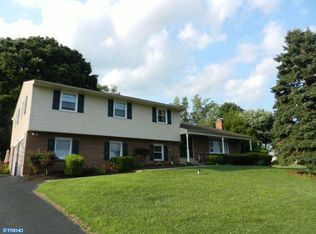 1411 Cardinal Dr, Coatesville, PA 19320