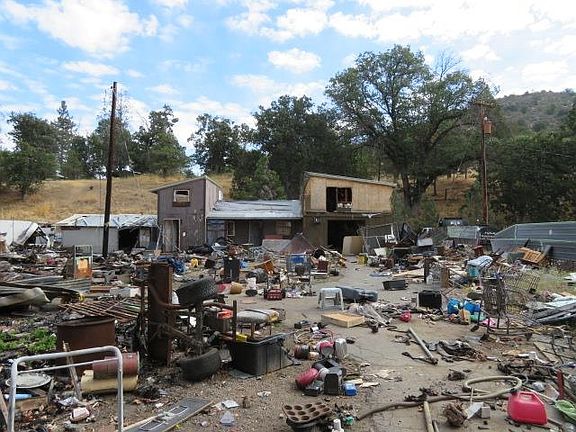 2nd image of 3204 Fairlane Rd