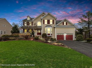 318 Vassar Dr, Freehold, NJ 07728