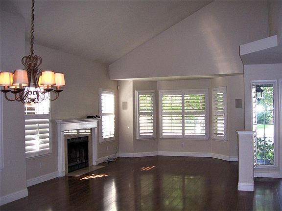 2nd image of 2316 Coconut Way