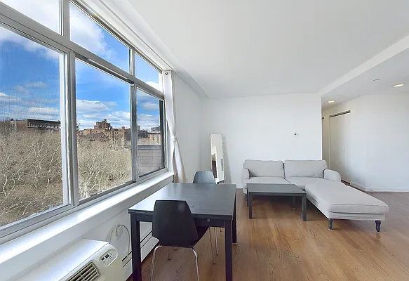 Sold by Compass | media 1