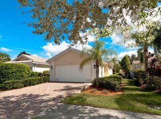 7611 Pesaro Dr, Sarasota, FL 34238