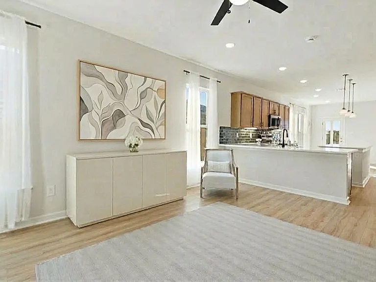 10726 Sky Creek Ln — Photo 6