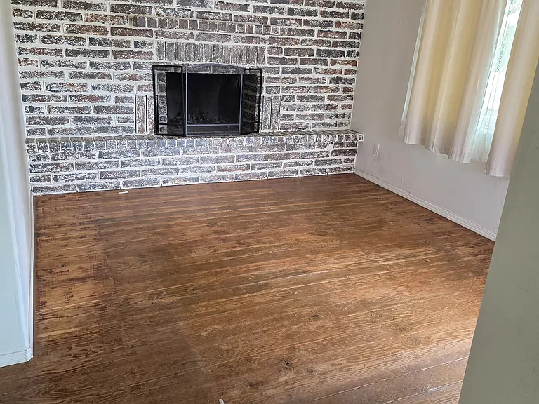 294 Virginia St — Photo 11