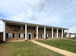 206 Cloverleaf Dr #6, Athens, AL 35611