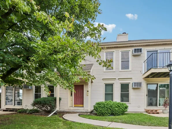 6733 Park Edge Dr APT A, Madison, WI 53719