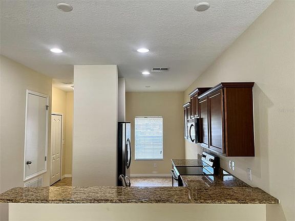 3rd image of 8542 Gablebend Way #8542