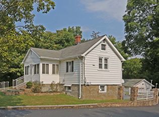 1086 Lynn Ln, Blue Ridge, VA 24064