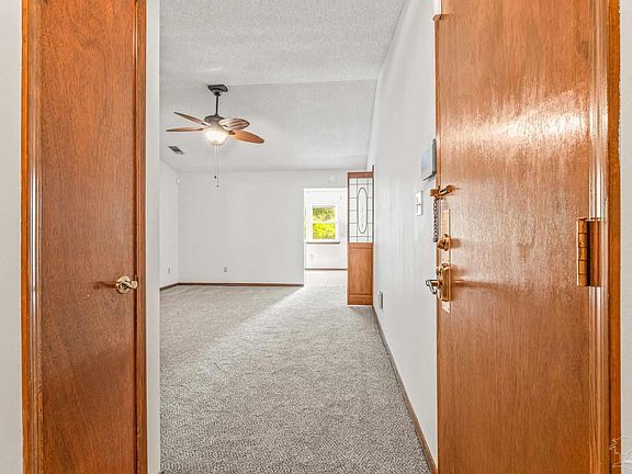 2nd image of 4763 Tradewinds Dr