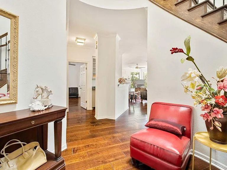 5511 Courtyard Dr — Photo 20