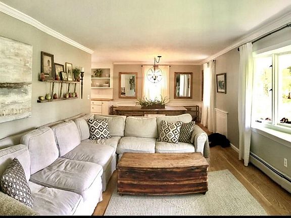 4th image of 26 Hoyts Ln