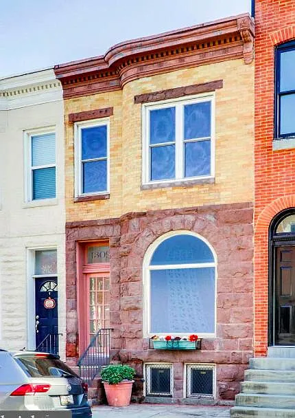 3 bed, 2400 sqft, $2,790 — Photo 2