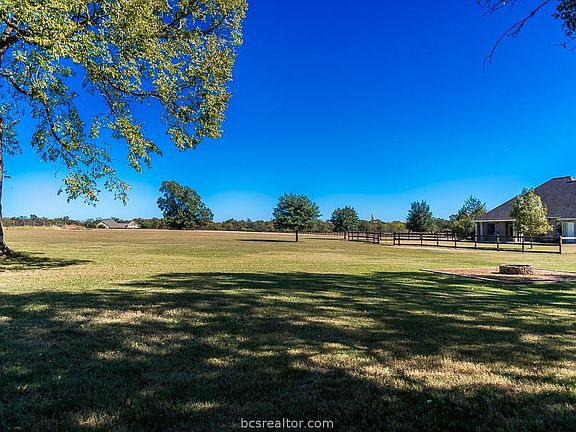 4th image of 9685 Shadow Creek Trl
